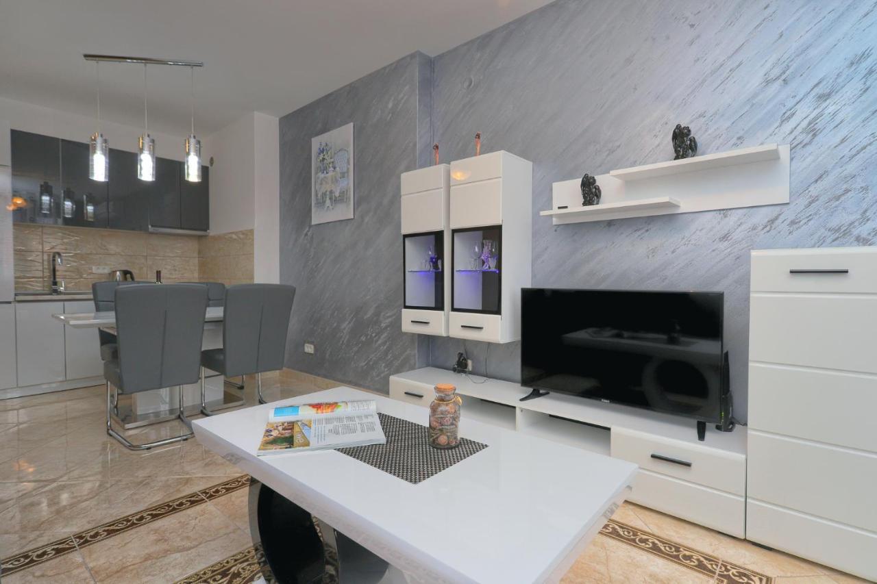 Apartment Anatolia - Mina Bečići エクステリア 写真